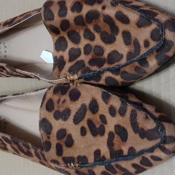 Women's "A new day" leopard faux suede flats/slip on shoes - Picture 12 of 12